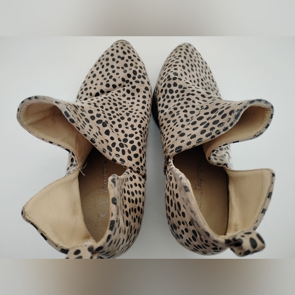 Very Stylish CL by Laundry Black and Cream Ankle Boots - Picture 8 of 8